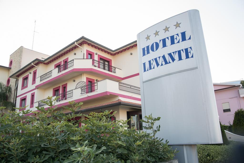 Hotel Levante Fossacesia Eksteriør billede